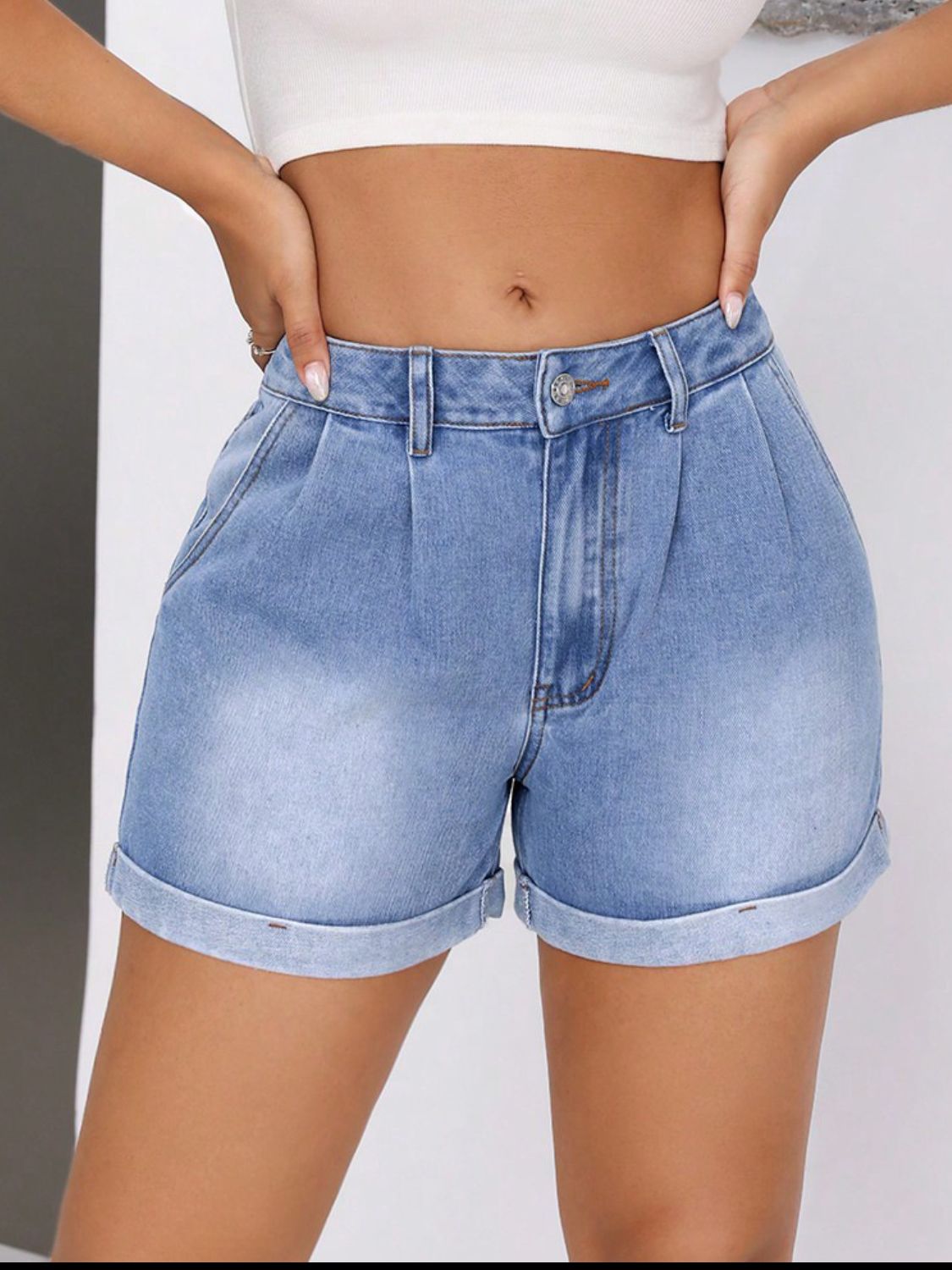 Rolled Hem Mid-Rise Waist Denim Shorts